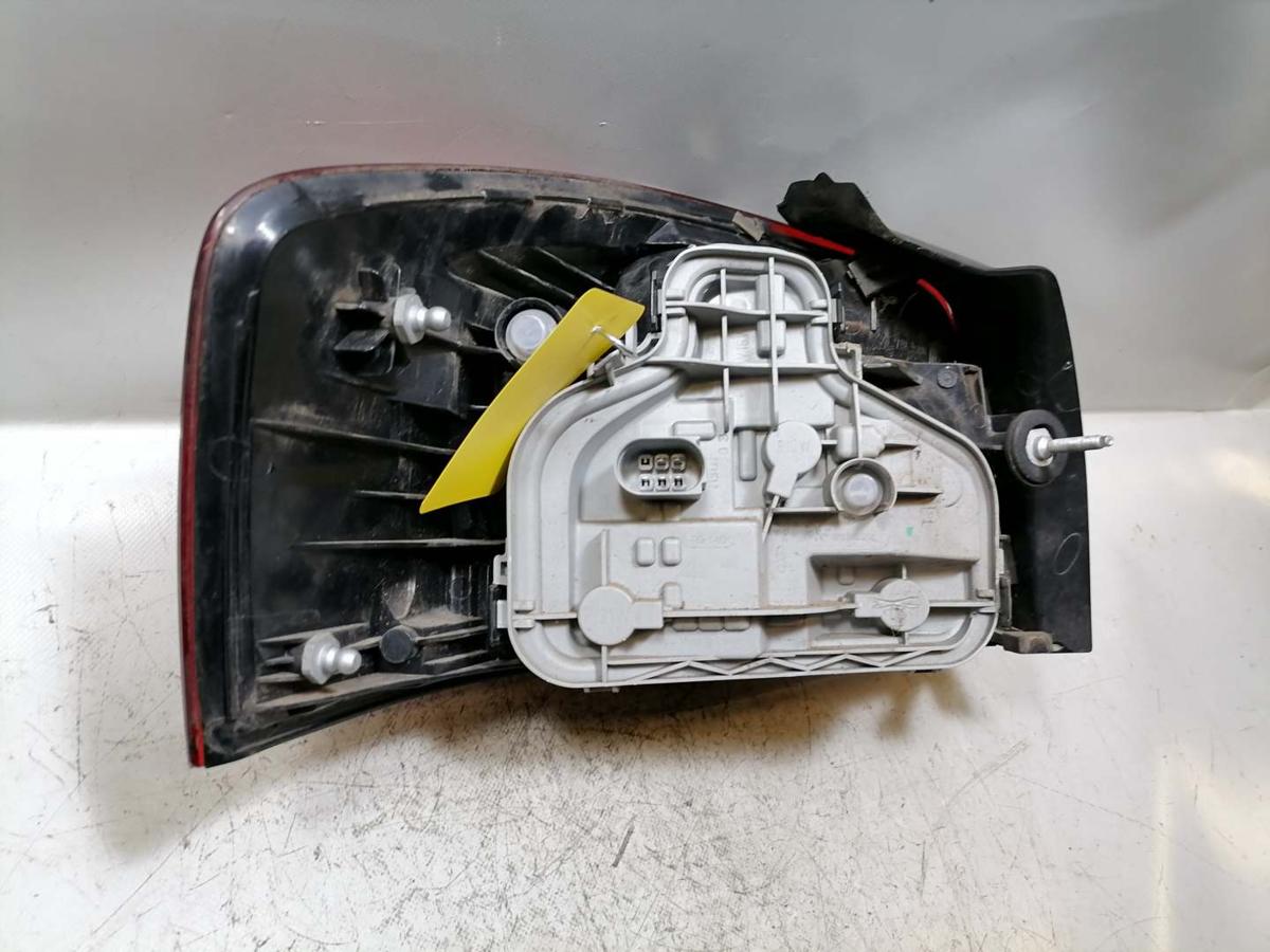 Audi A3 8P original R&uuml;cklicht R&uuml;ckleuchte Schlussleuchte rechts 3-T&uuml;rer Facelift Bj.2011